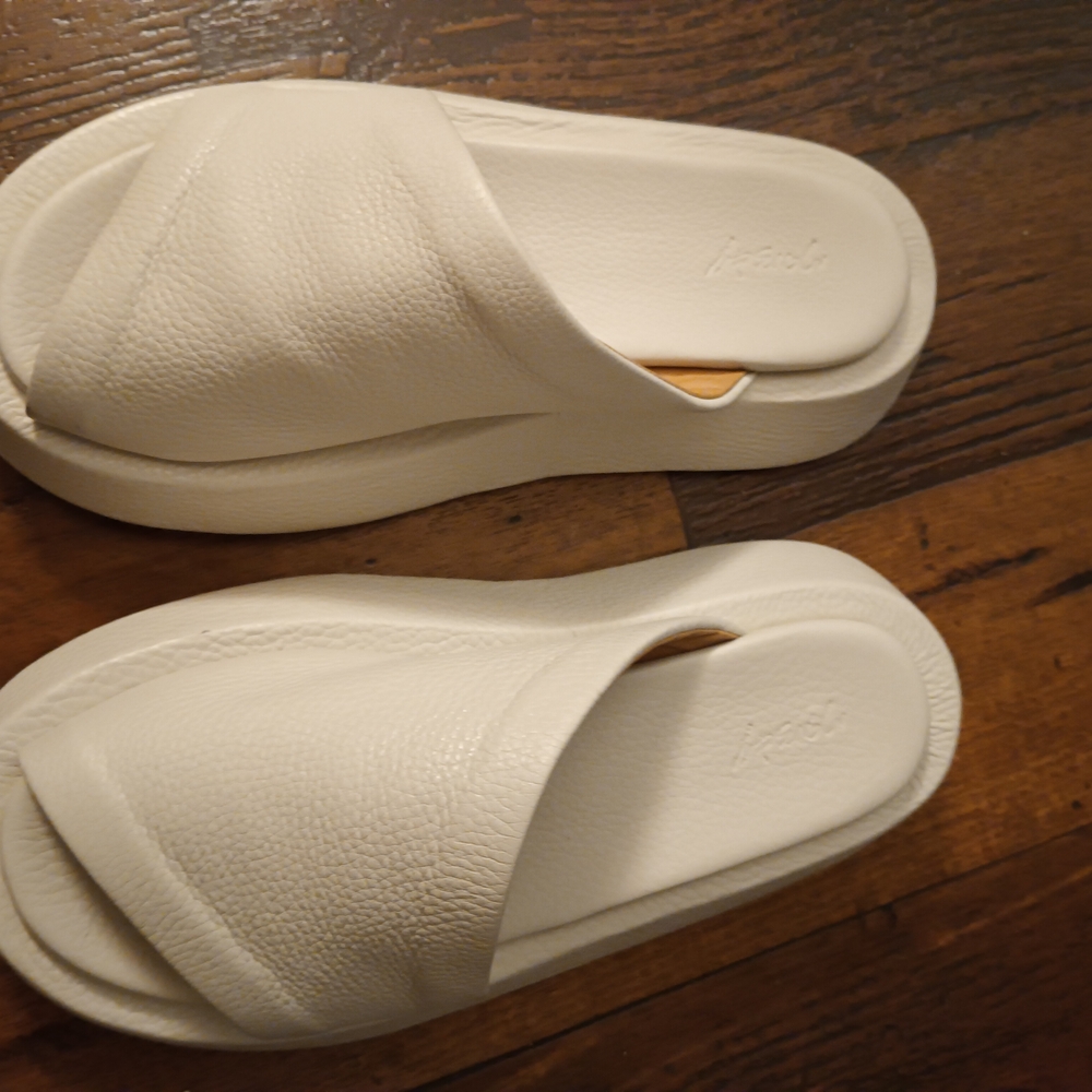 Marsell Cream Leather Slide Sandals
